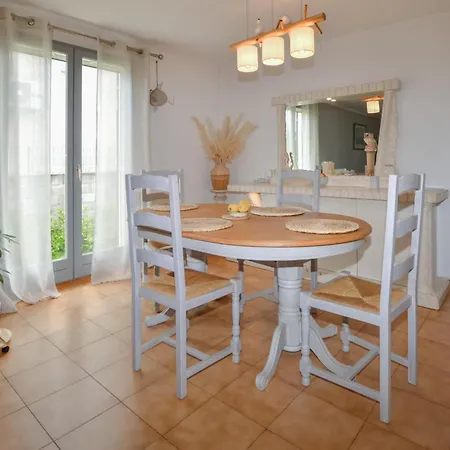 Сasa de vacaciones Amazing In With Kitchen