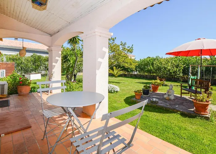 Amazing In With Kitchen