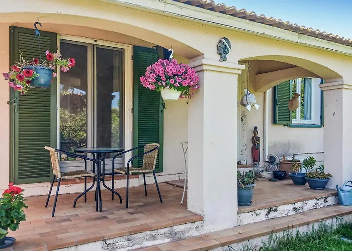 Amazing In With Kitchen